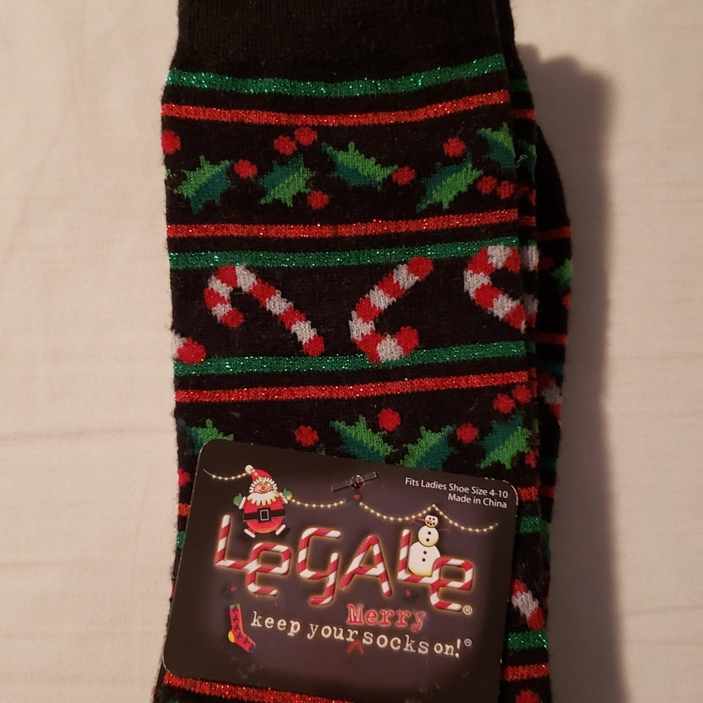 2 pair of Christmas socks
